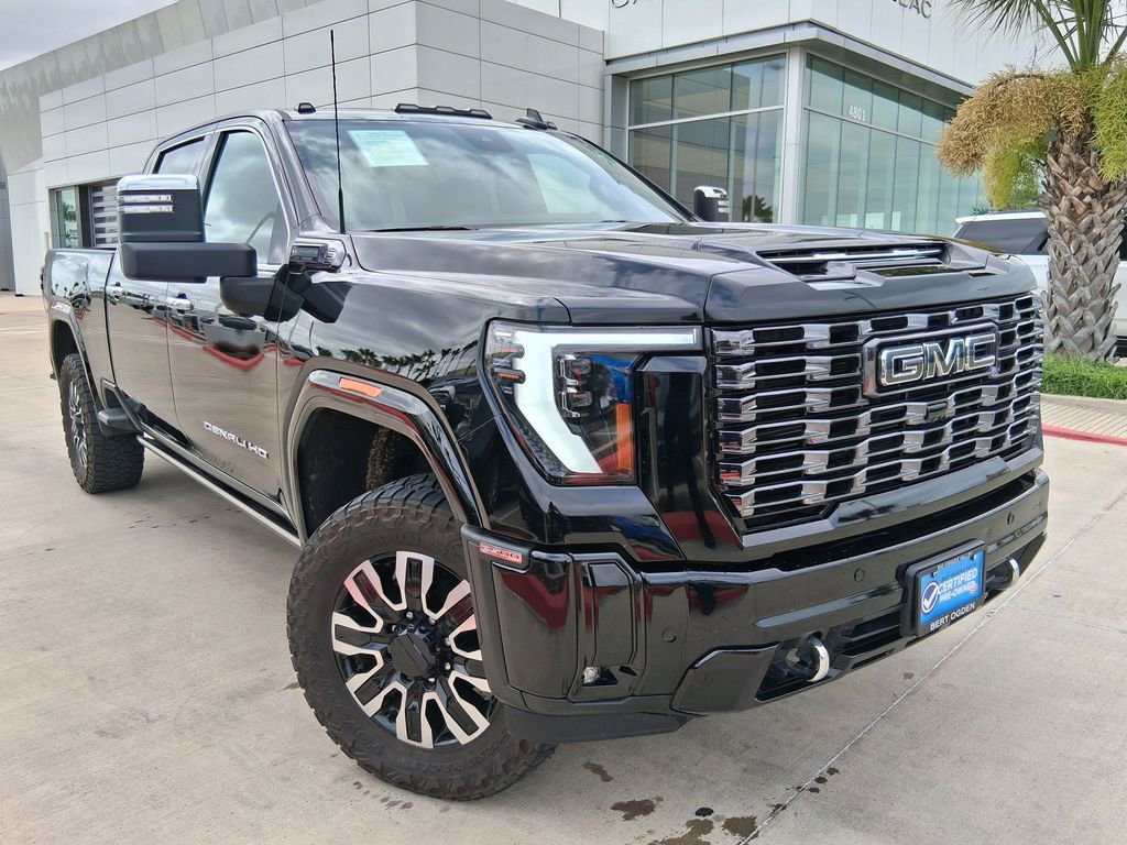 Used 2025 GMC Sierra 2500 Denali Ultimate AWD/4WD image 1