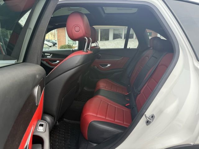 Used 2022 Mercedes-Benz GLC 300 4MATIC image 27