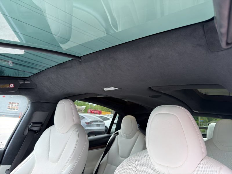 Used 2023 Tesla Model X AWD/4WD image 19