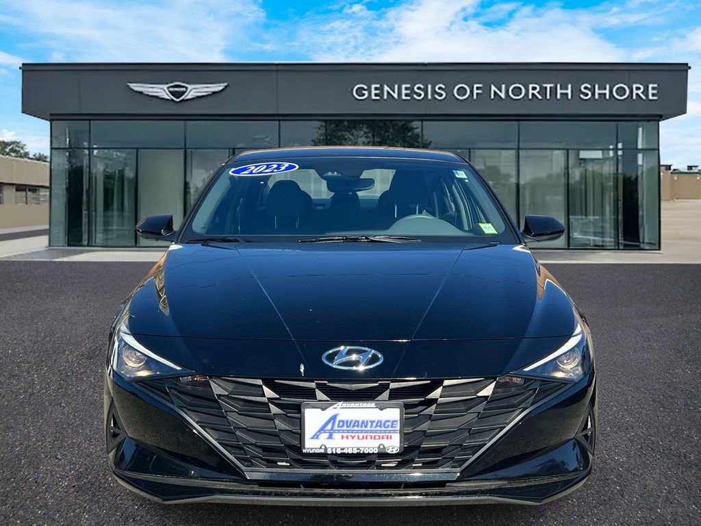 Certified 2023 Hyundai Elantra SEL w/ Preferred Accessory Package image 2