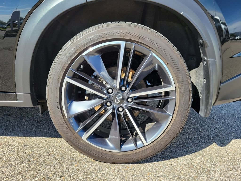 Used 2023 INFINITI QX50 Sport AWD/4WD image 10