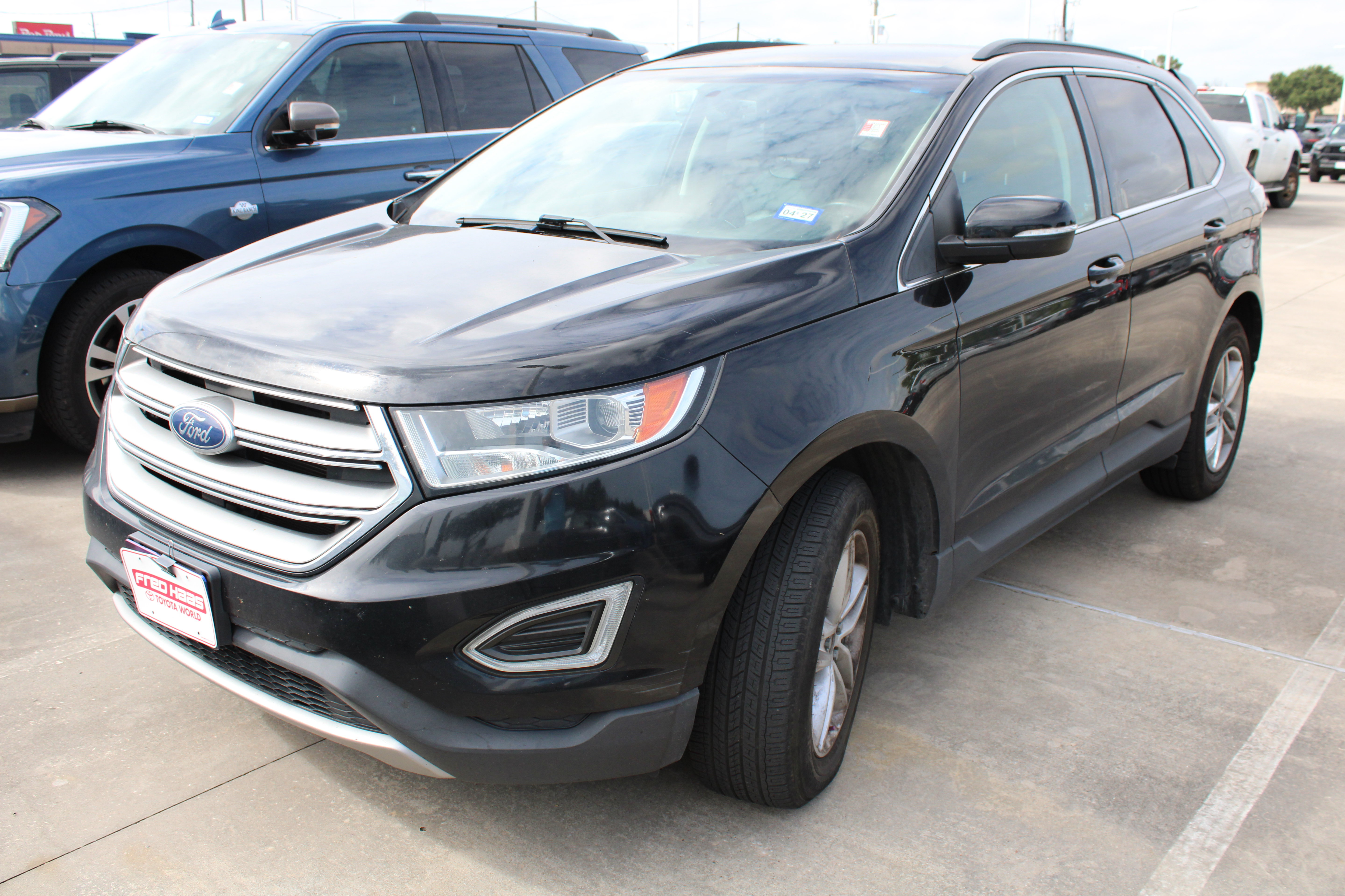 Used 2018 Ford Edge SEL w/ Equipment Group 201A FWD image 4