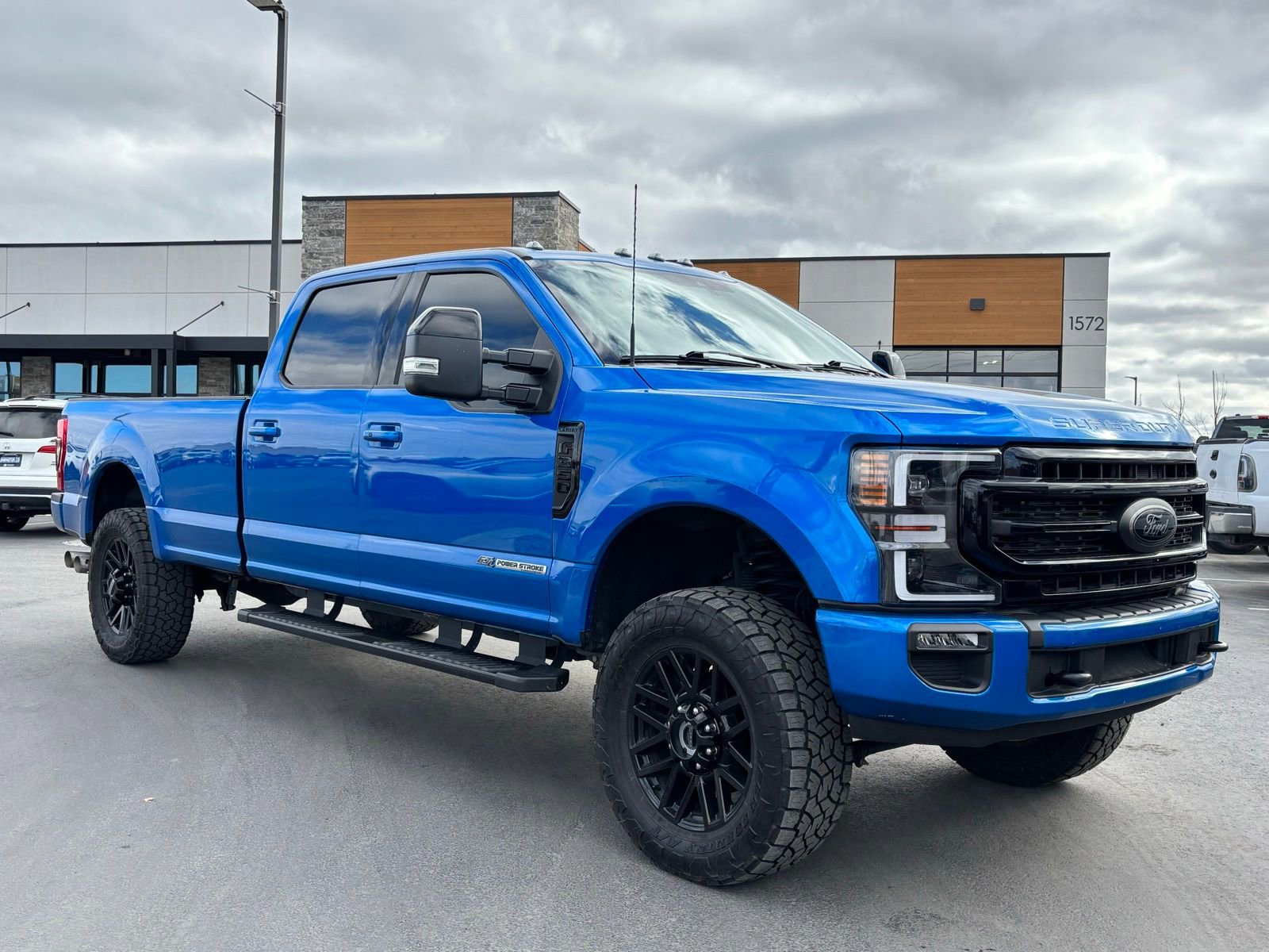 Used 2021 Ford F350 Lariat image 1