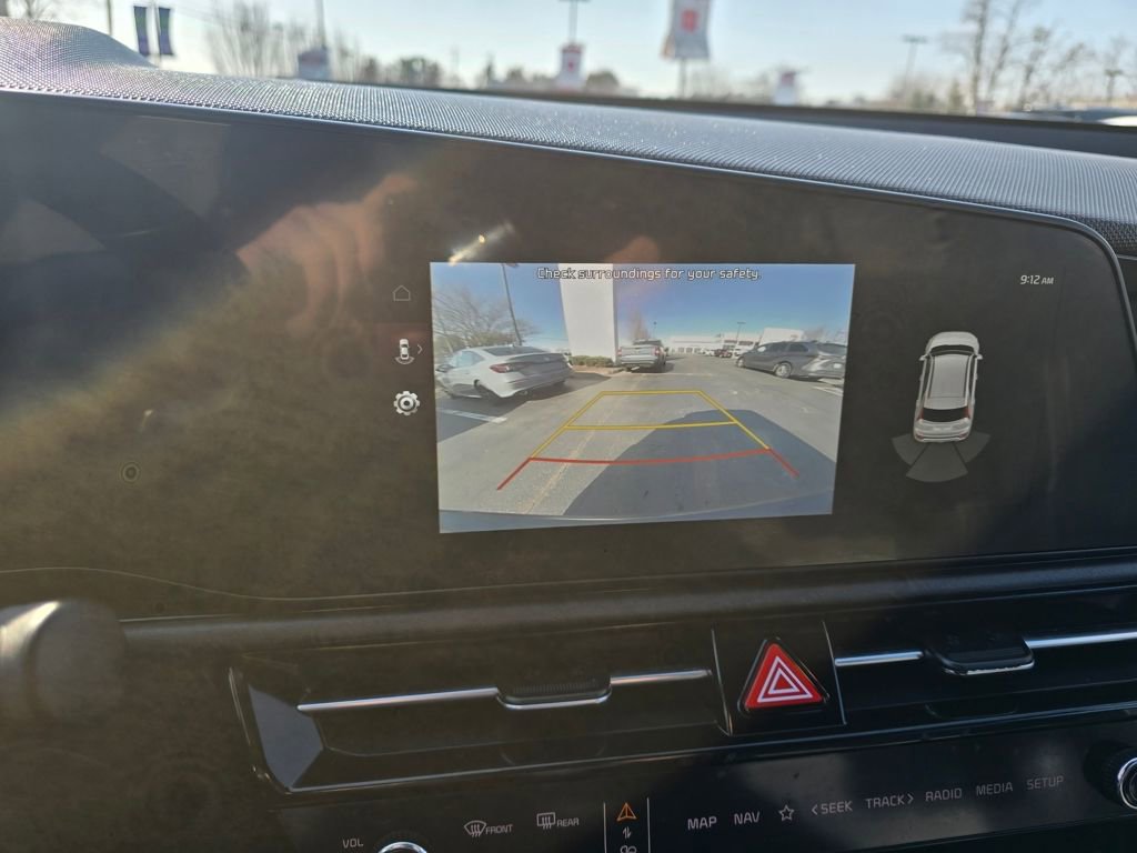 Used 2025 Kia Niro EX image 25