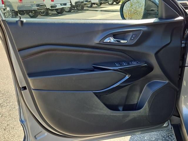 New 2026 Chevrolet Trax RS w/ Sunroof Package FWD image 22