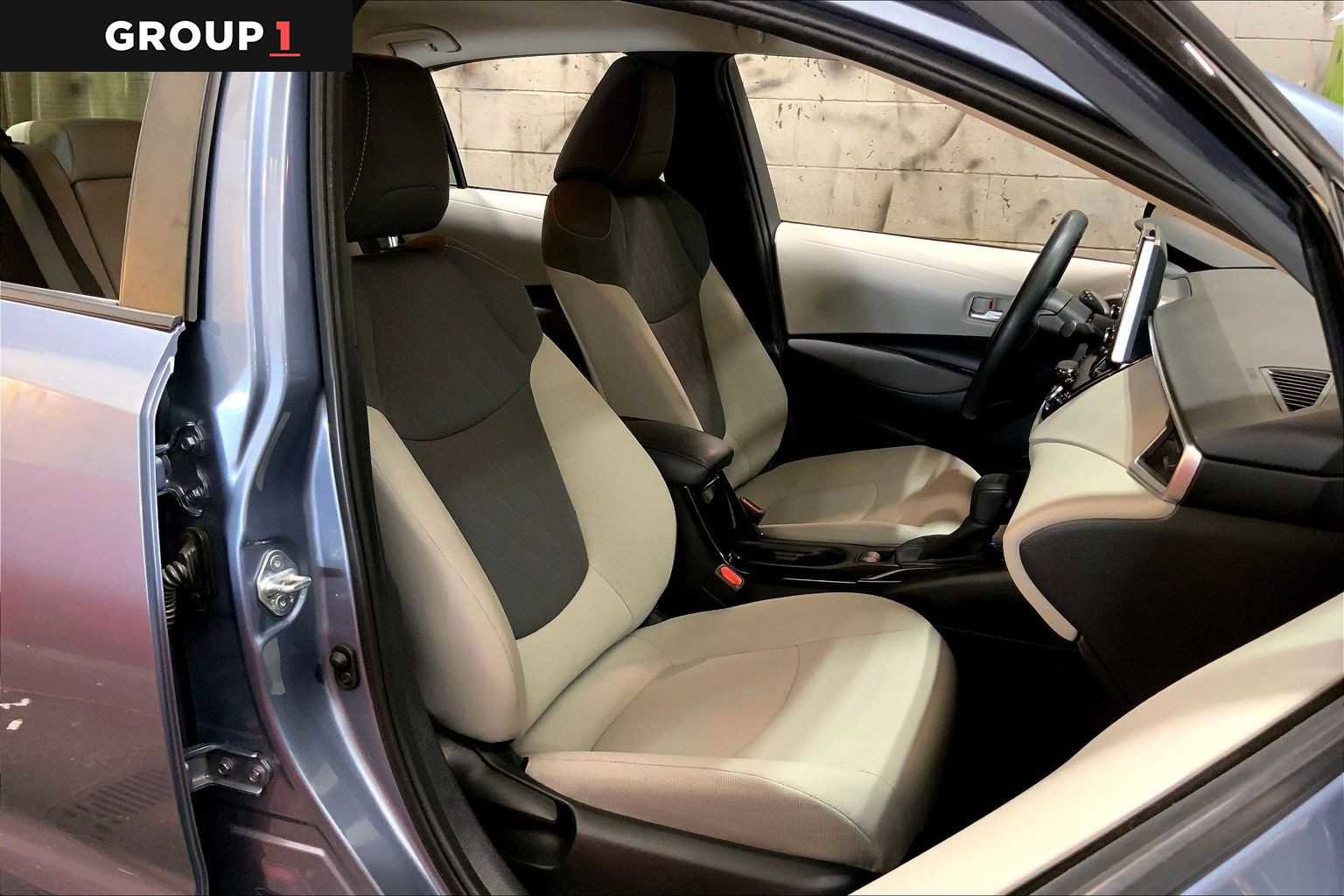 Certified 2021 Toyota Corolla LE image 9