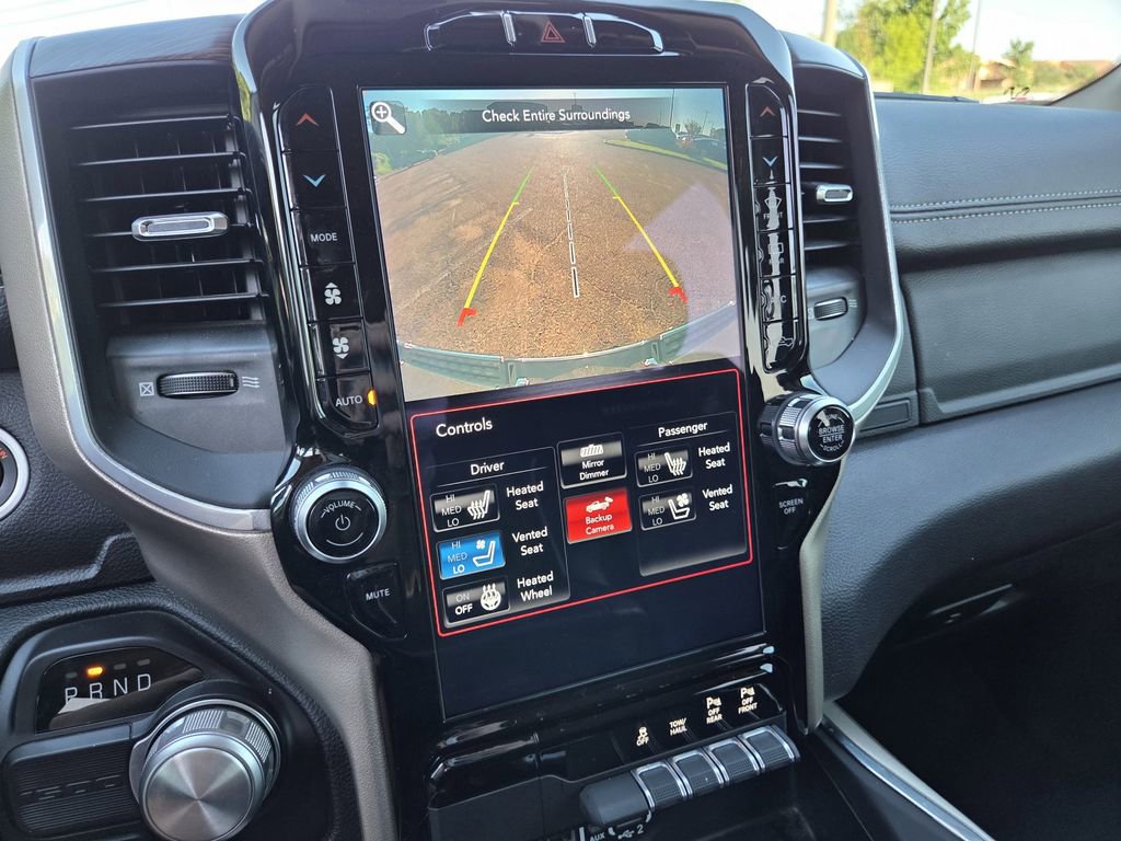 Used 2020 RAM 1500 Laramie RWD image 11