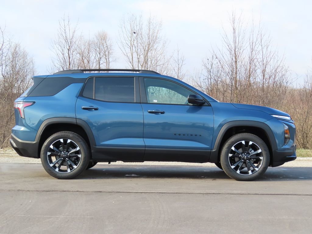 New 2026 Chevrolet Equinox RS image 2
