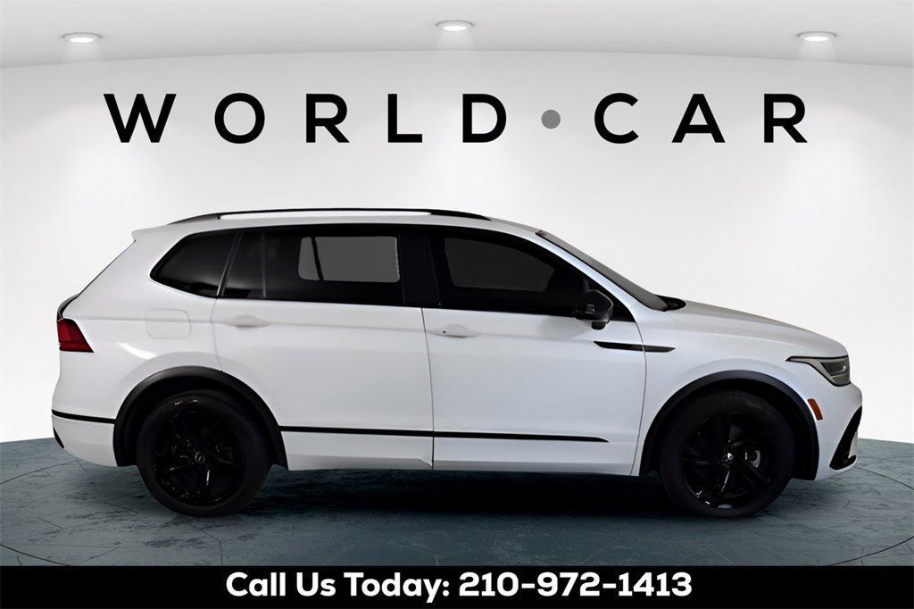 Used 2023 Volkswagen Tiguan SE R-Line image 8