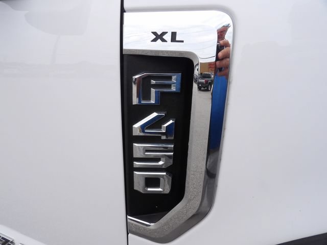 Used 2017 Ford F450 2WD Regular Cab Super Duty image 23