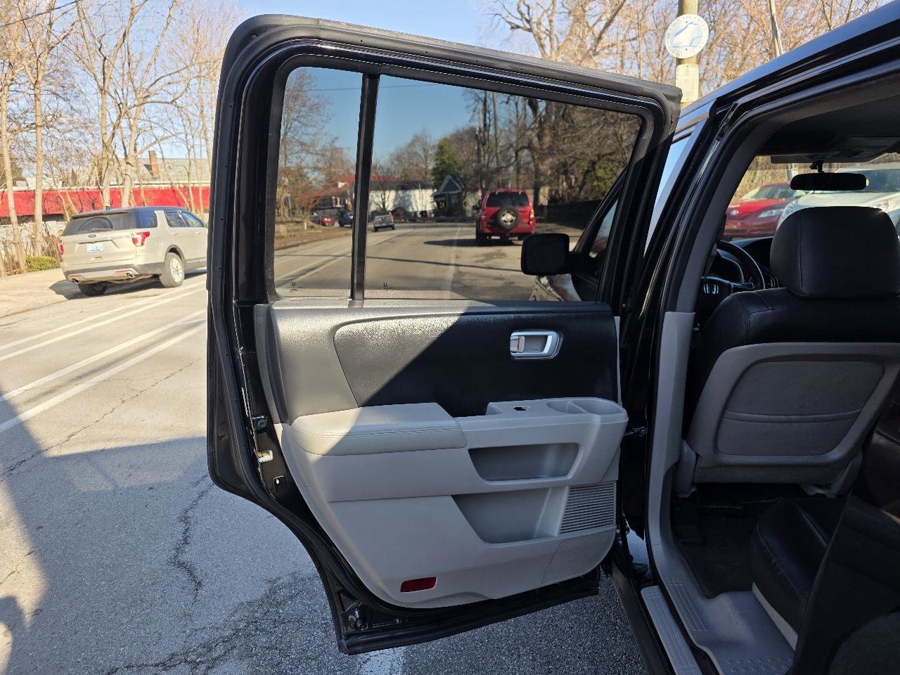 Used 2014 Honda Pilot EX image 19