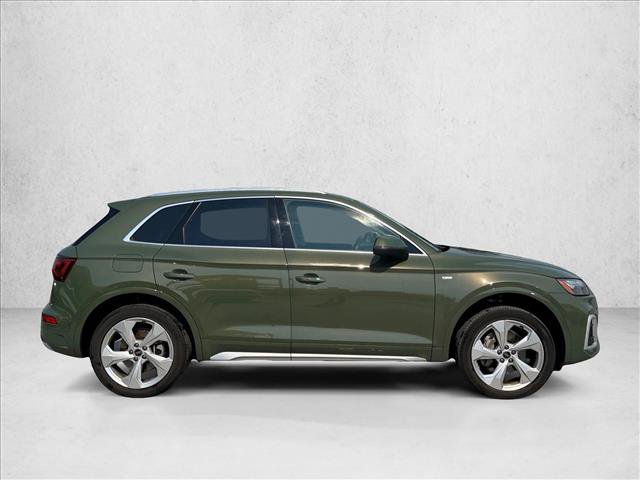 Used 2023 Audi Q5 2.0T Premium Plus w/ Premium Plus Package AWD/4WD image 4