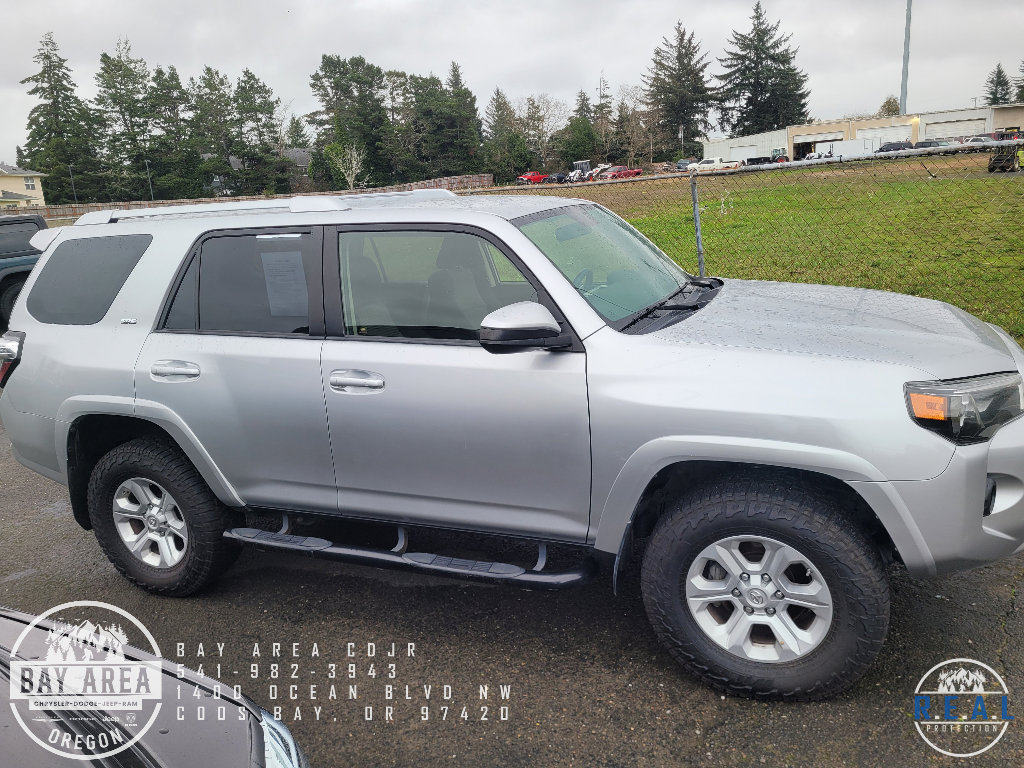 Used 2018 Toyota 4Runner 4WD image 4