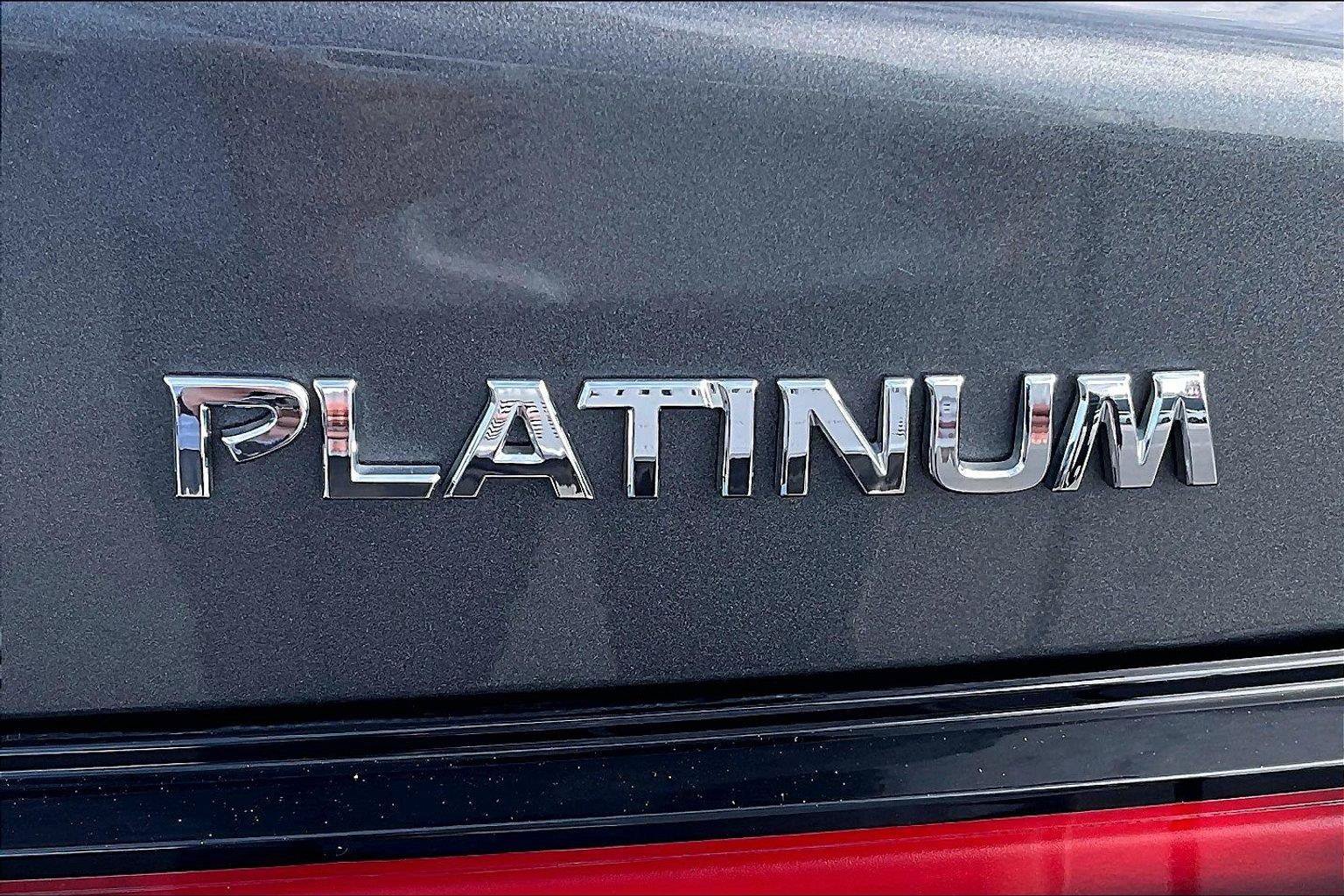 Certified 2023 Nissan Maxima Platinum w/ Sport Mat Group FWD image 9