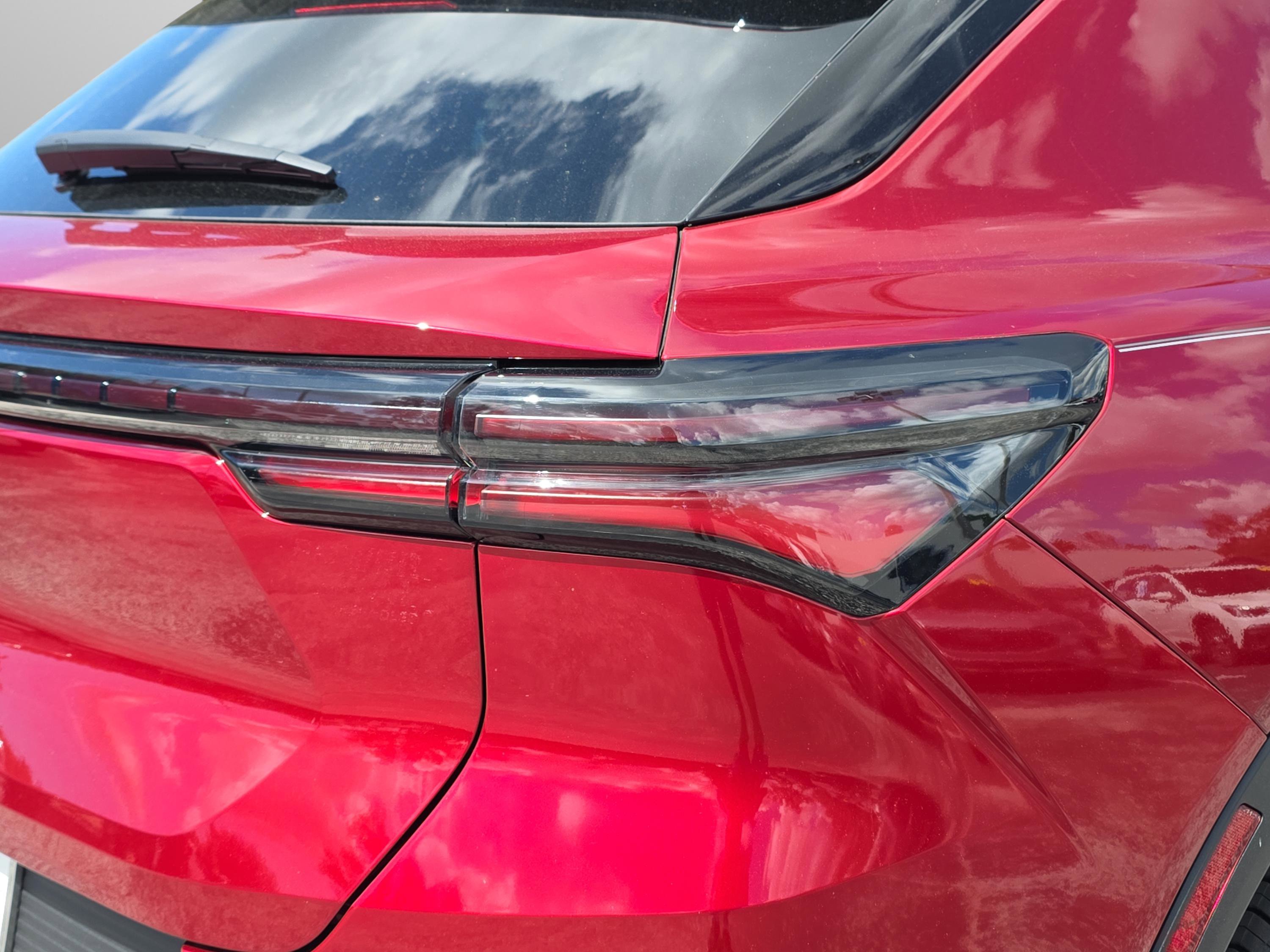 New 2026 Chevrolet Equinox EV LT image 15