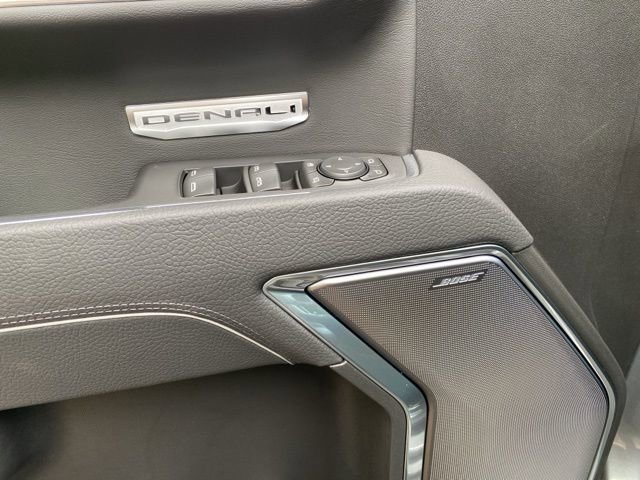 New 2026 GMC Sierra 1500 Denali w/ Denali Reserve Package image 14