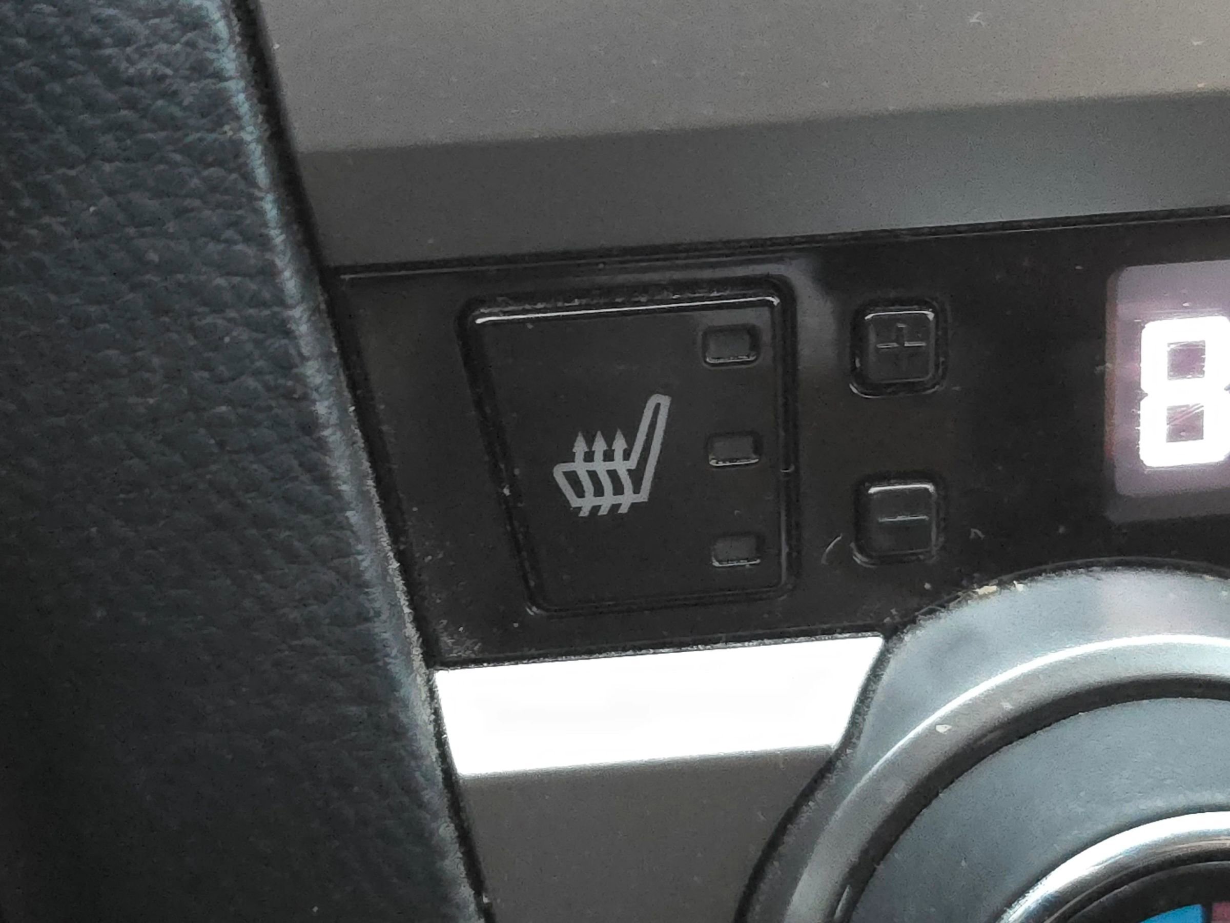 Used 2016 Subaru Outback 3.6R Limited image 28