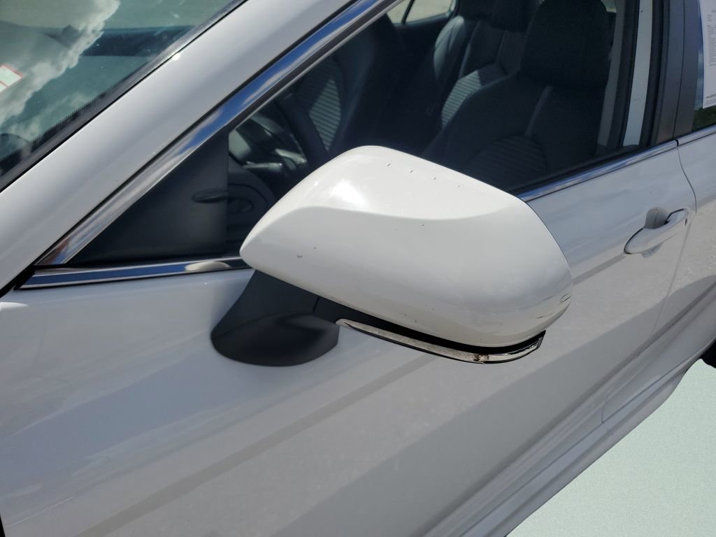 Certified 2023 Toyota Camry SE w/ Convenience Package image 11