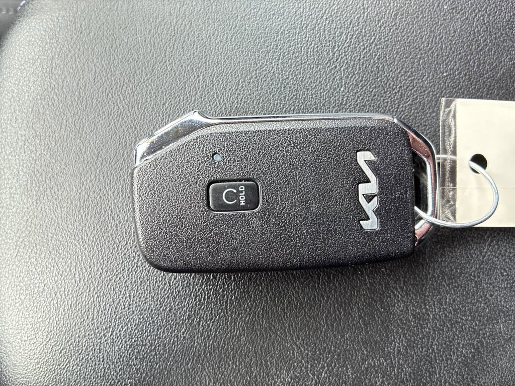 Used 2023 Kia Seltos S w/ Navigation Package image 34
