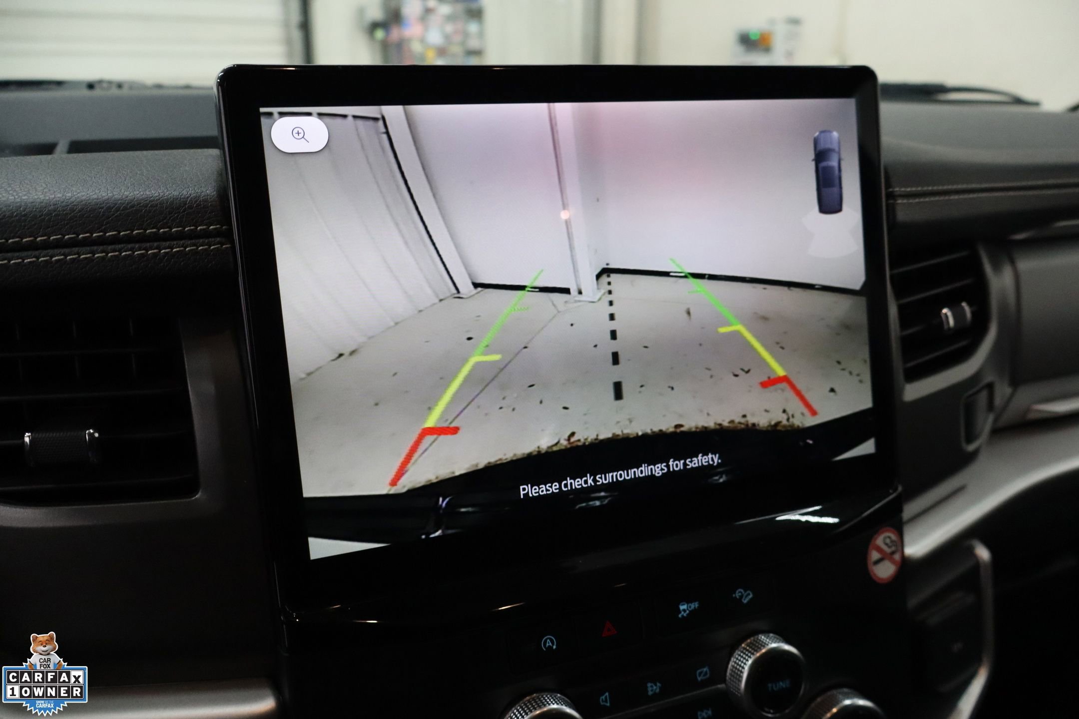 Used 2024 Ford Expedition XLT image 23