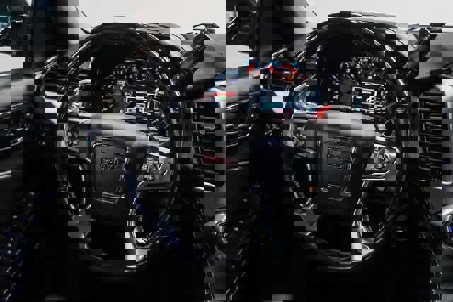 Used 2018 GMC Yukon SLE image 15