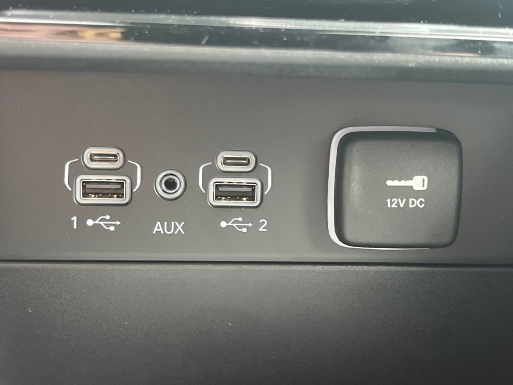 New 2026 Jeep Grand Cherokee L Limited w/ Limited Altitude Package image 13