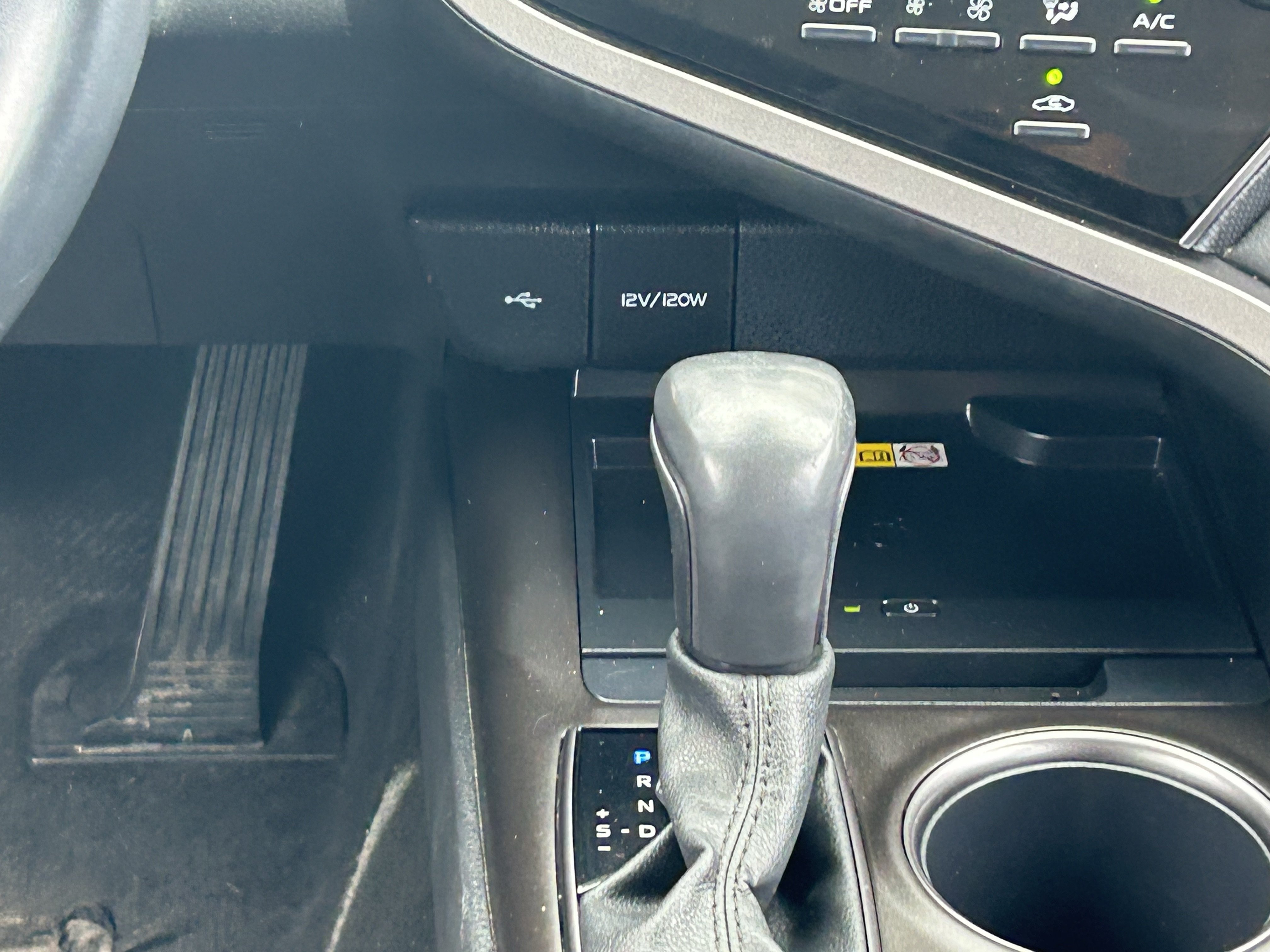 Used 2024 Toyota Camry XSE FWD image 21