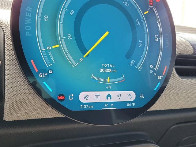 Used 2025 MINI Cooper 2-Door Hardtop image 20