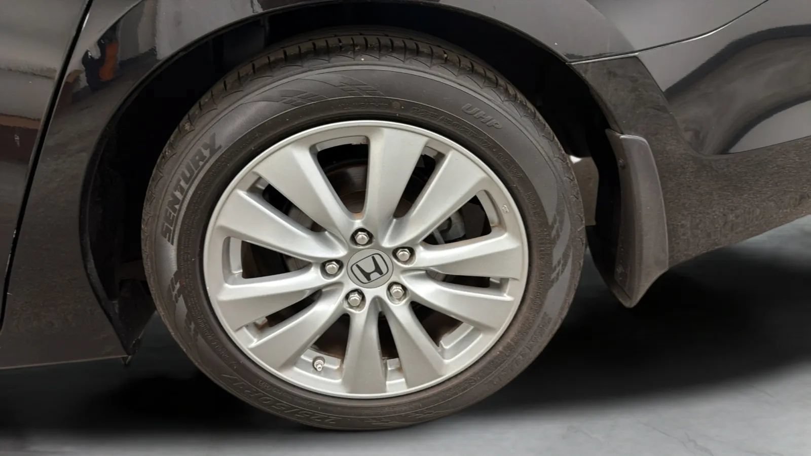 Used 2011 Honda Accord EX-L image 25