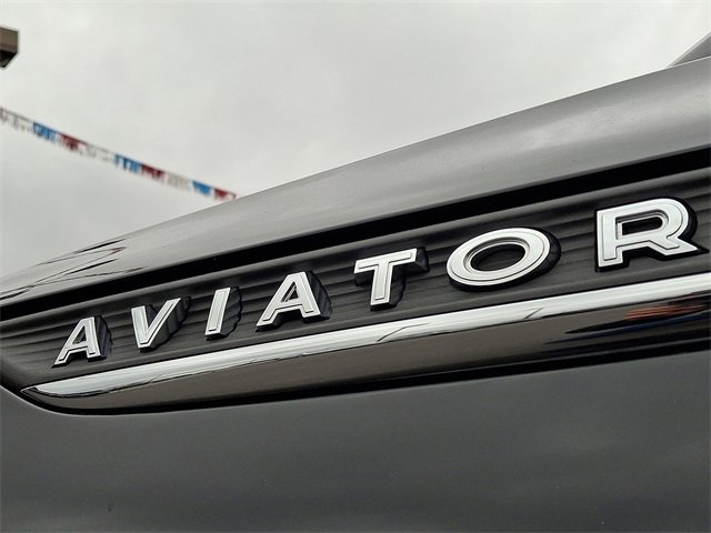 Used 2020 Lincoln Aviator Reserve image 33