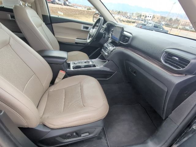 Used 2023 Ford Explorer Limited image 35