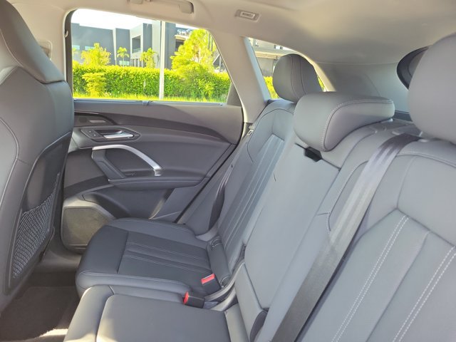 Certified 2025 Audi Q5 Premium AWD/4WD image 11
