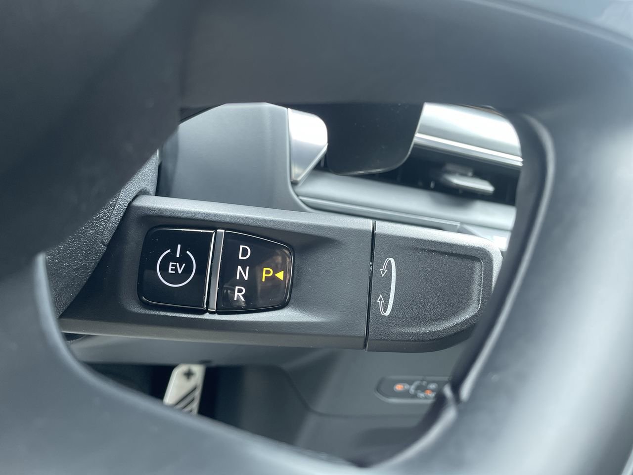 Certified 2024 Kia EV9 GT-Line AWD/4WD image 14
