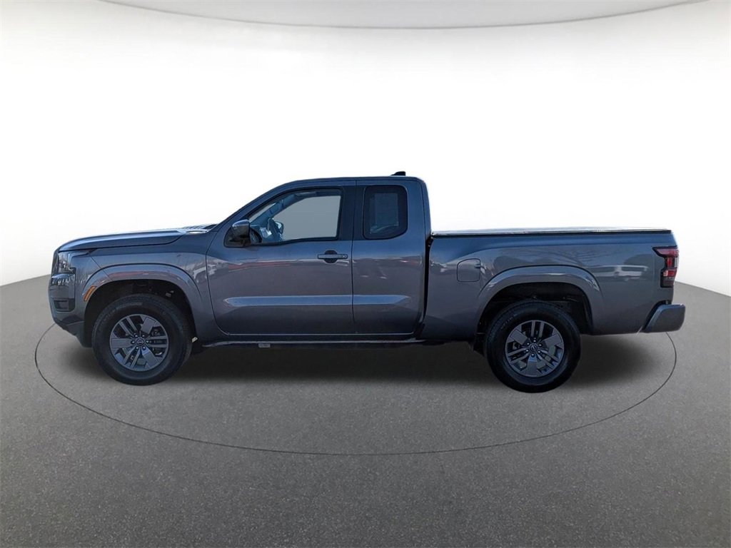 Used 2025 Nissan Frontier SV image 8