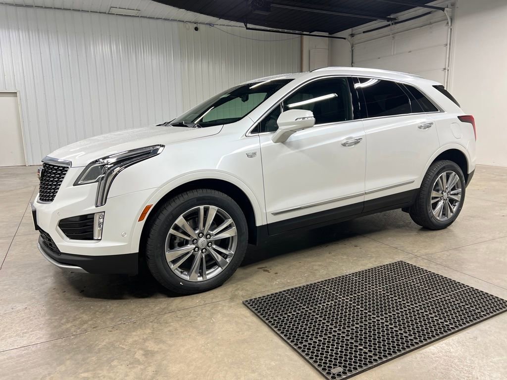 Certified 2026 Cadillac XT5 Premium Luxury w/ LPO, Floor Liner Package AWD/4WD image 4