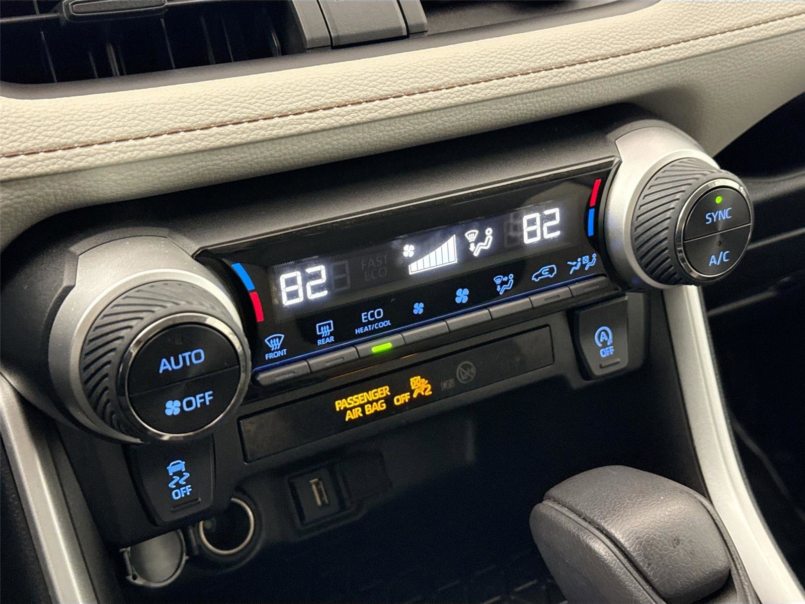 Certified 2022 Toyota RAV4 XLE image 25