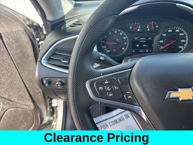 Used 2024 Chevrolet Malibu LT image 17