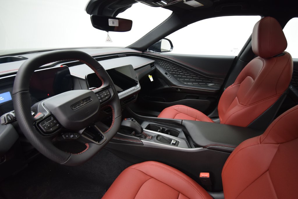 New 2026 Dodge Charger R/T AWD/4WD image 31