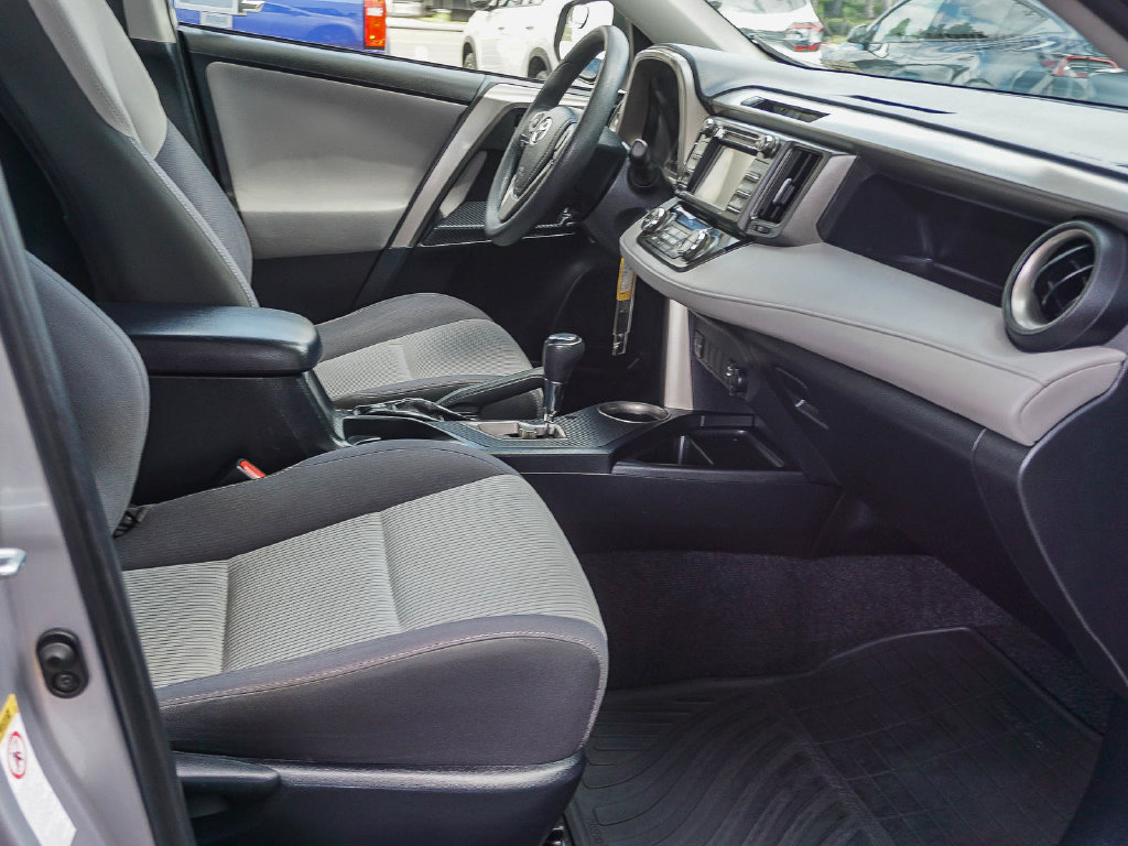 Used 2015 Toyota RAV4 XLE w/ Outdoor Package FWD image 13