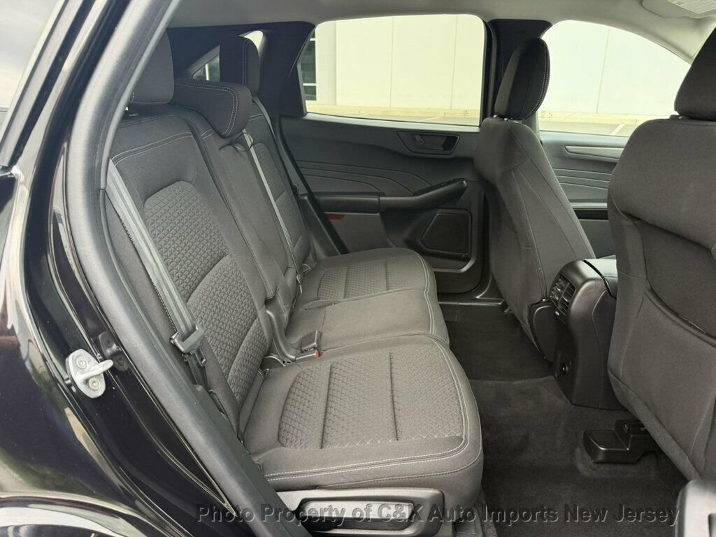 Used 2023 Ford Escape Active AWD/4WD image 13