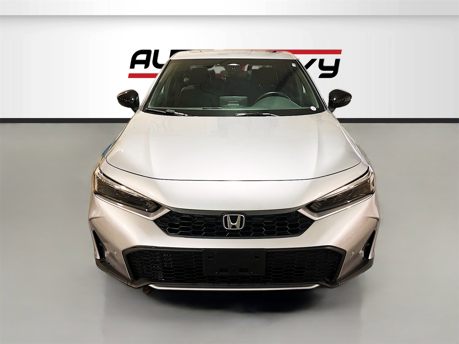 Used 2025 Honda Civic Sport Touring image 2