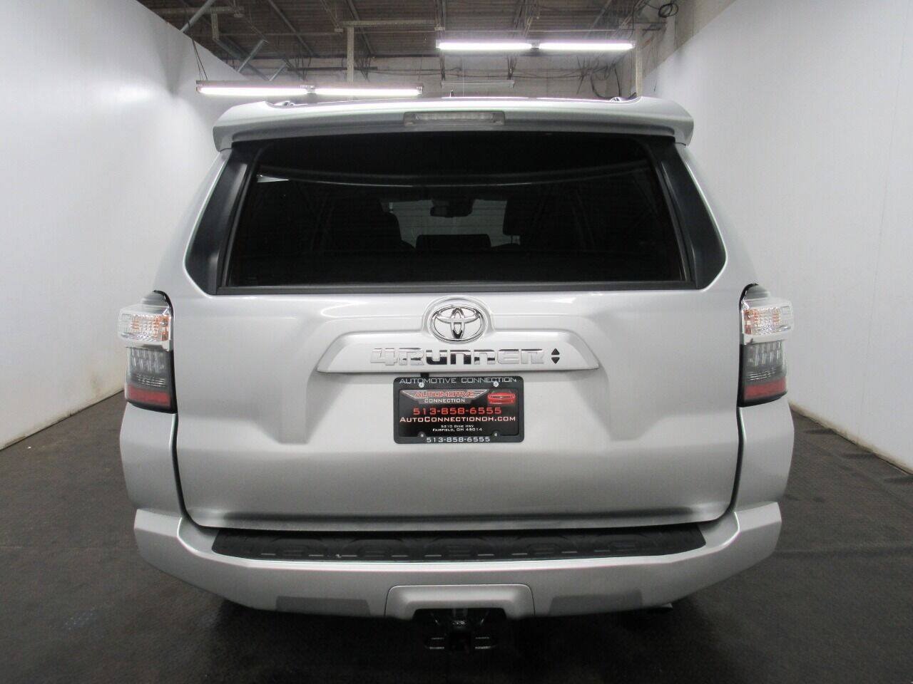 Used 2020 Toyota 4Runner SR5 Premium AWD/4WD image 7