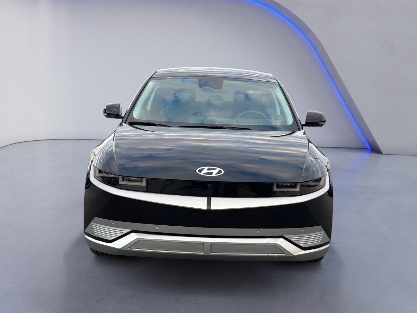 Certified 2022 Hyundai Ioniq 5 Limited w/ Cargo Package image 12