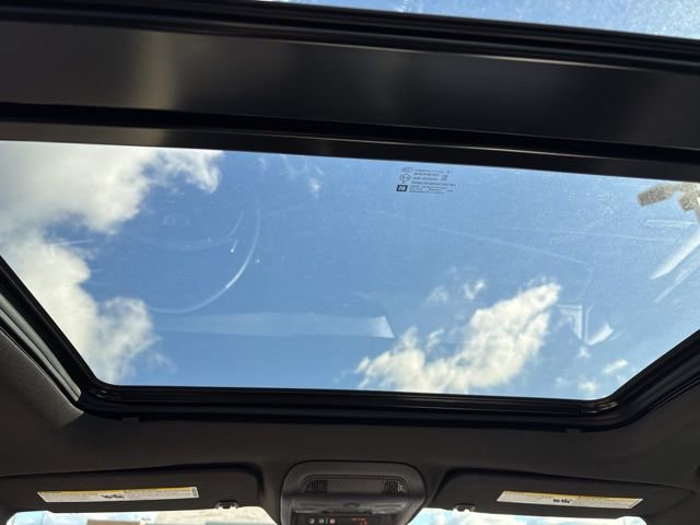 Used 2025 Cadillac XT5 Sportv w/ Technology Package image 23