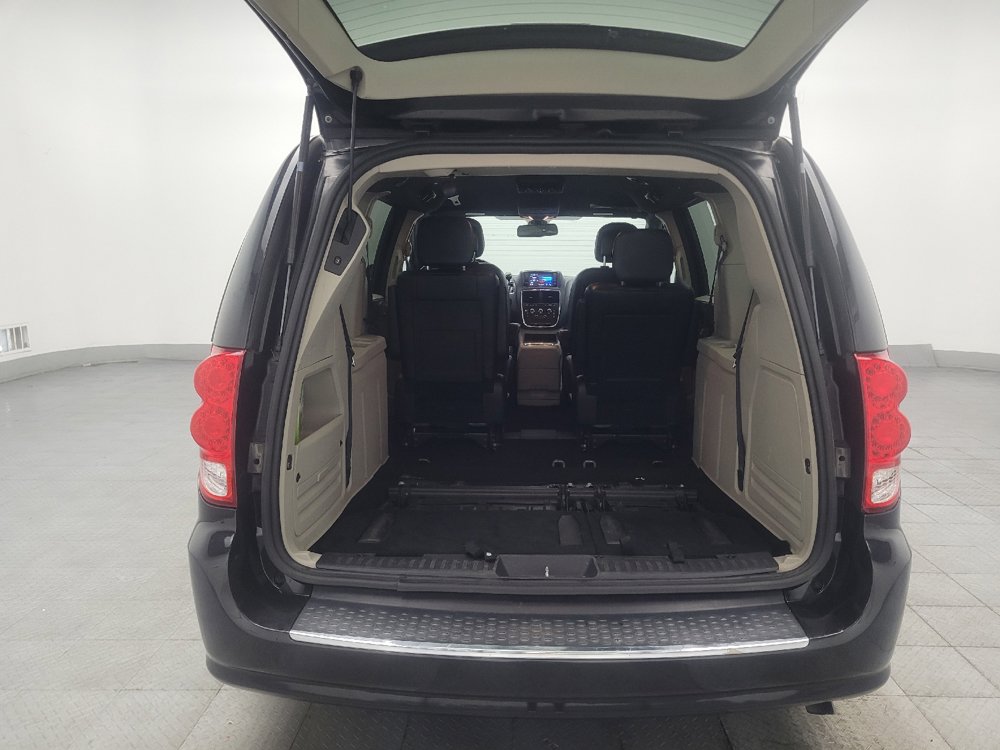 Used 2019 Dodge Grand Caravan SXT FWD image 29