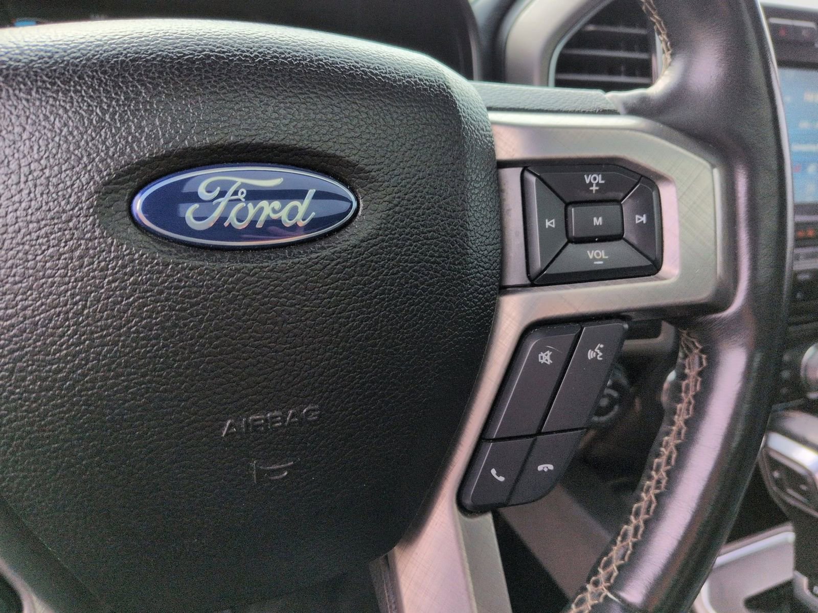 Used 2018 Ford F150 Limited image 30