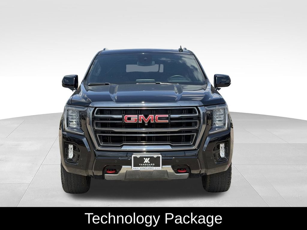 Used 2023 GMC Yukon XL AT4 w/ AT4 Premium Plus Package AWD/4WD image 3