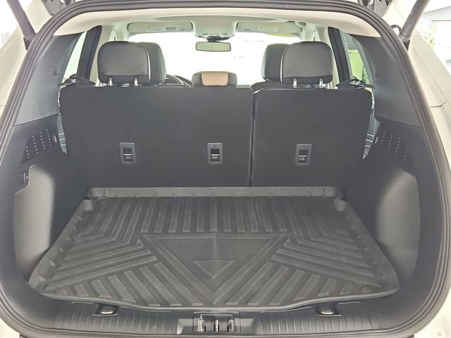 Used 2021 Ford Escape Titanium FWD image 6