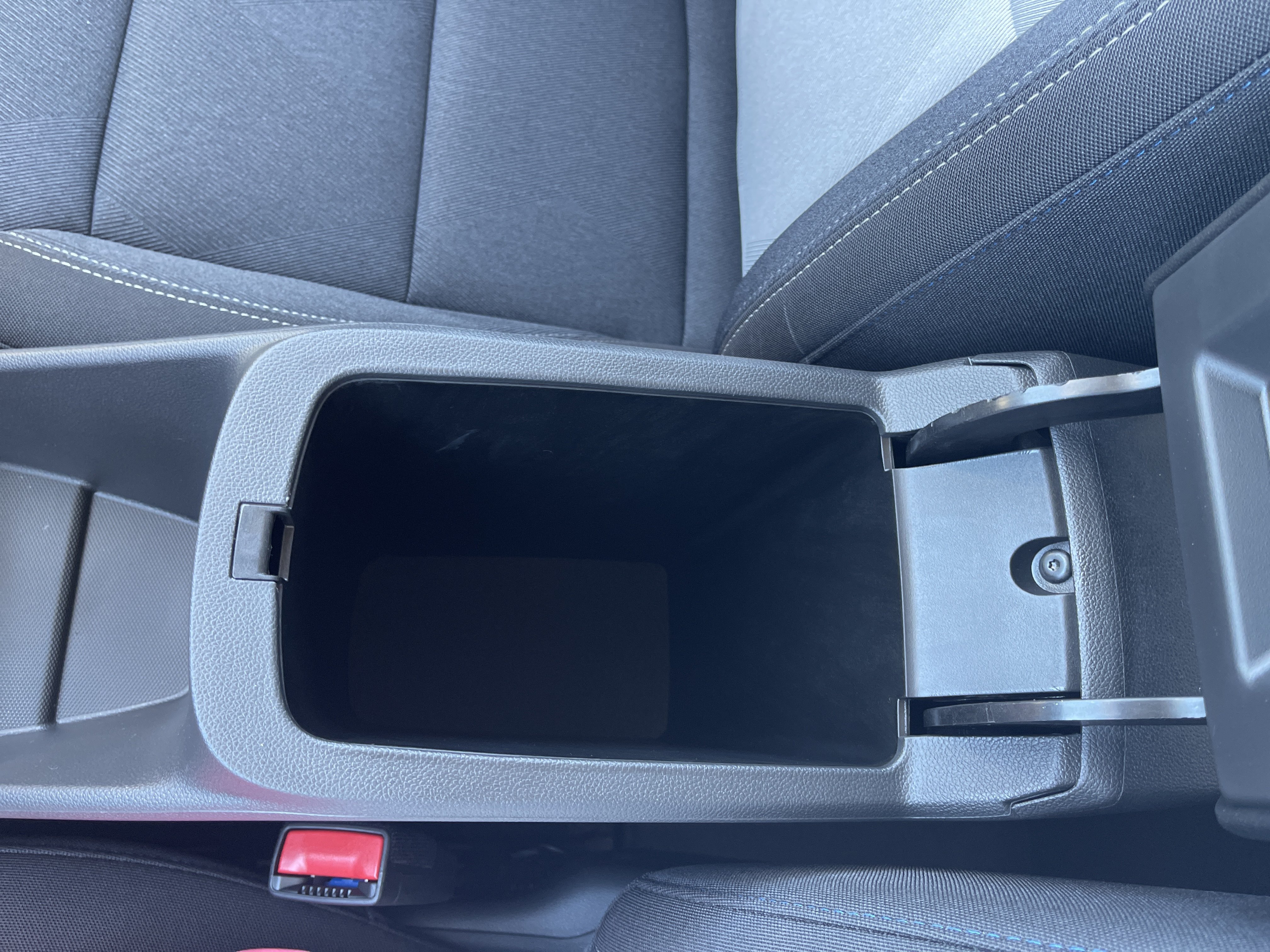 New 2026 Chevrolet Trax LS w/ LS Convenience Package FWD image 28