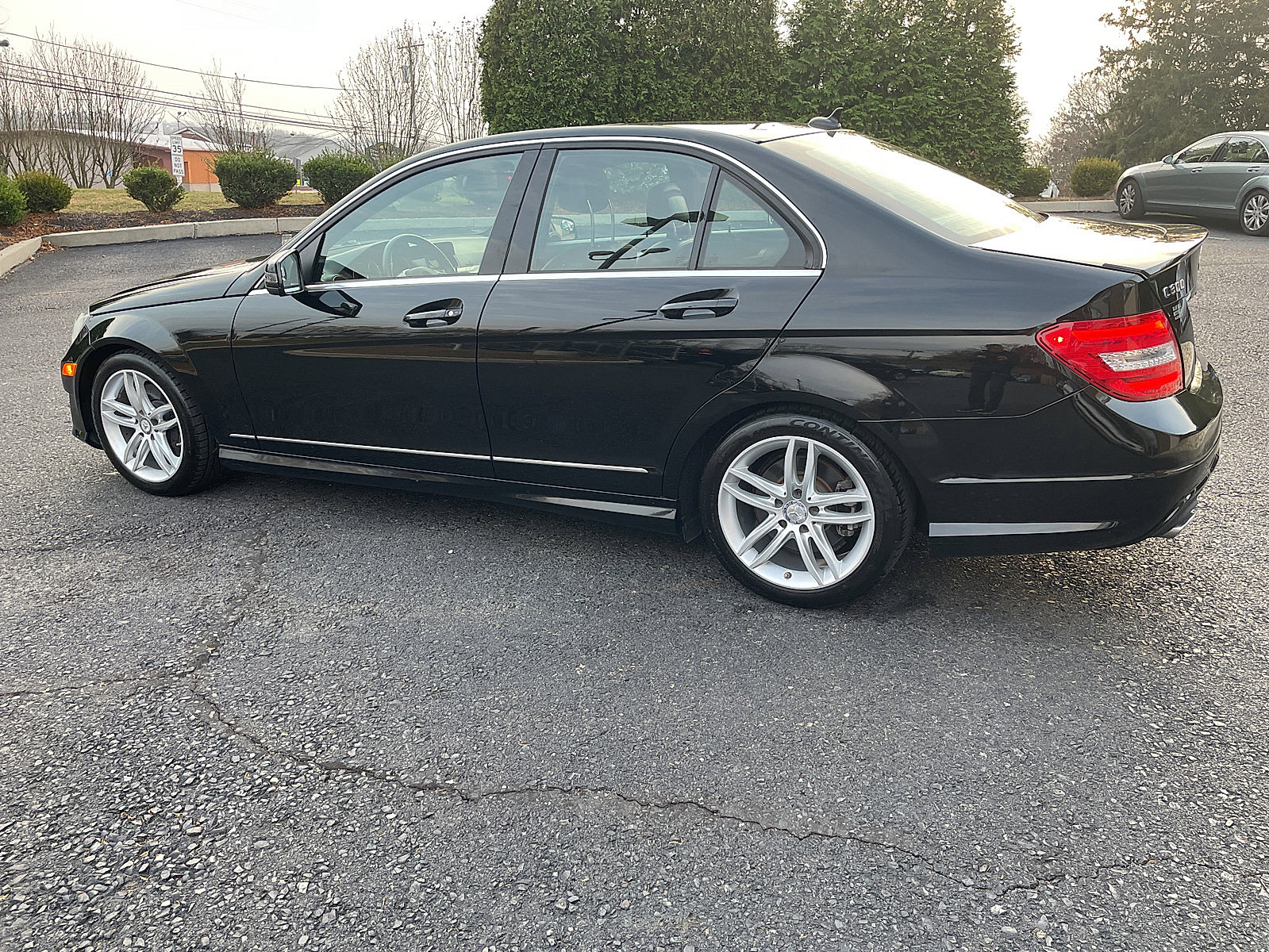 Used 2014 Mercedes-Benz C 300 4MATIC Sedan image 9